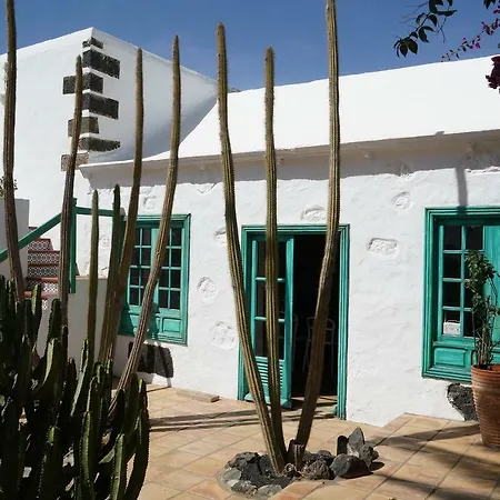 Casa Lisboa, Auf Der Finca Mimosa *