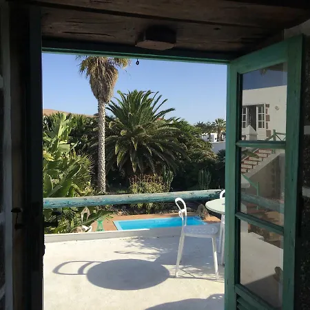 Casa Lisboa, Auf Der Finca Mimosa *