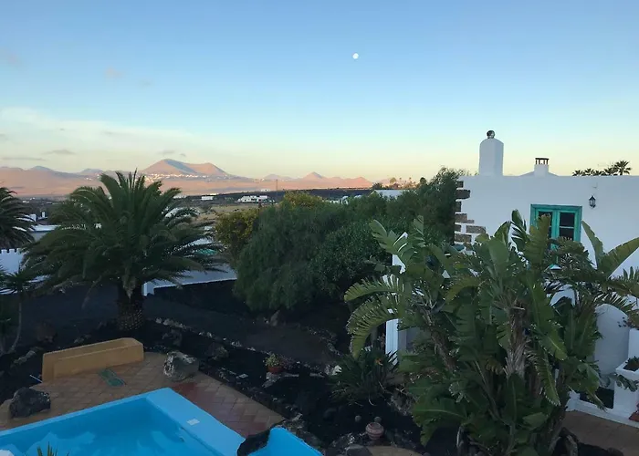 Casa Lisboa, Auf Der Mimosa Ferienhaus